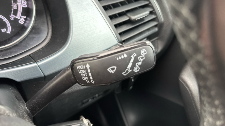 Skoda Fabia 1.0 TSI SE 5dr Petrol Hatchback